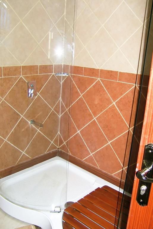Milimani Holiday Resort Кисуму Экстерьер фото